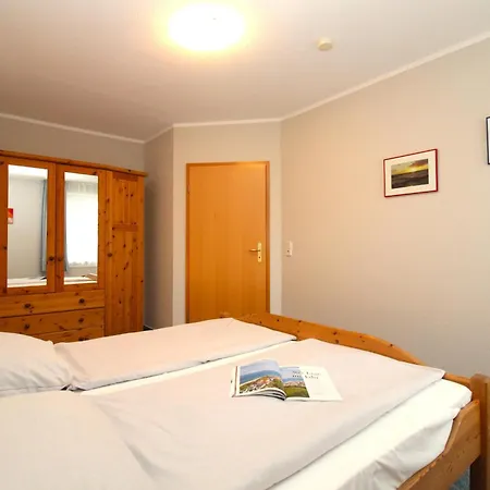 Haus Muehlenblick 5a 2 *